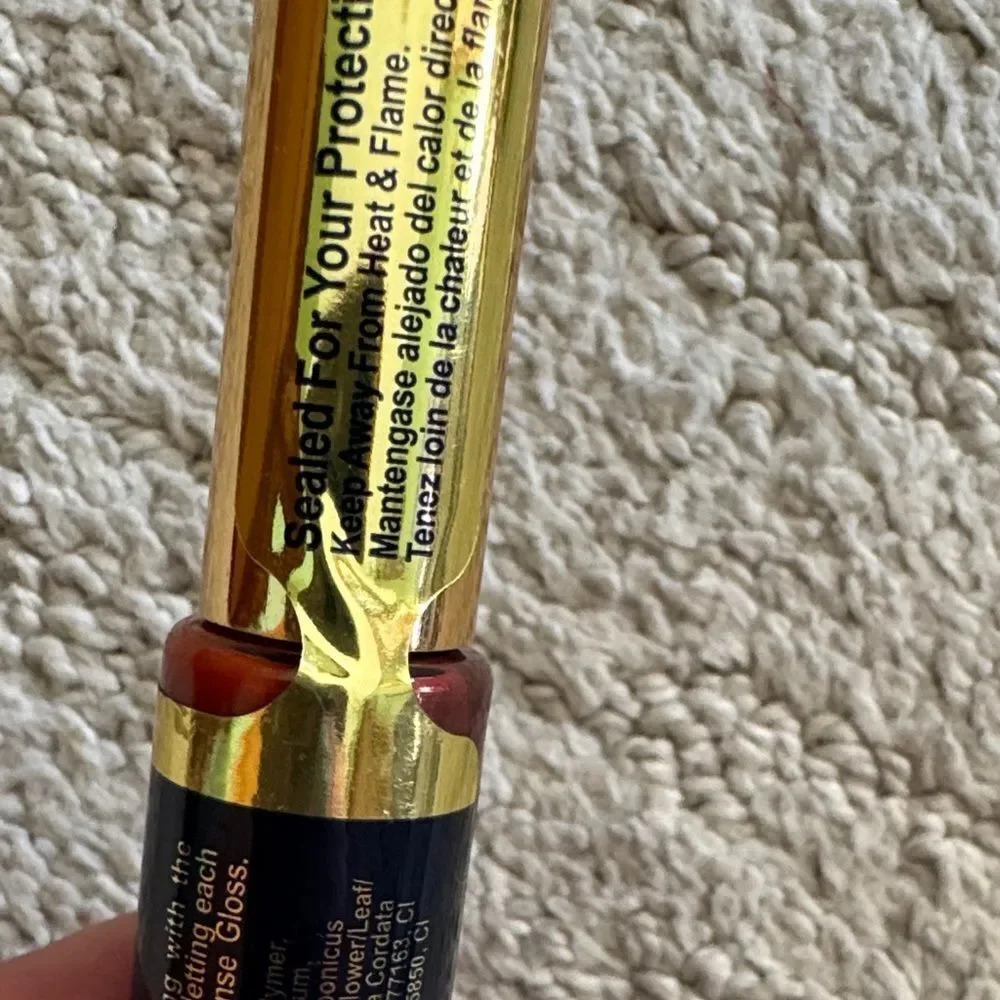 LipSense Liquid Lip Color - mulled wine